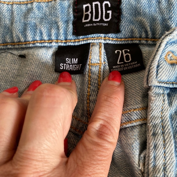 BDG cropped jeans - Picture 3 of 11